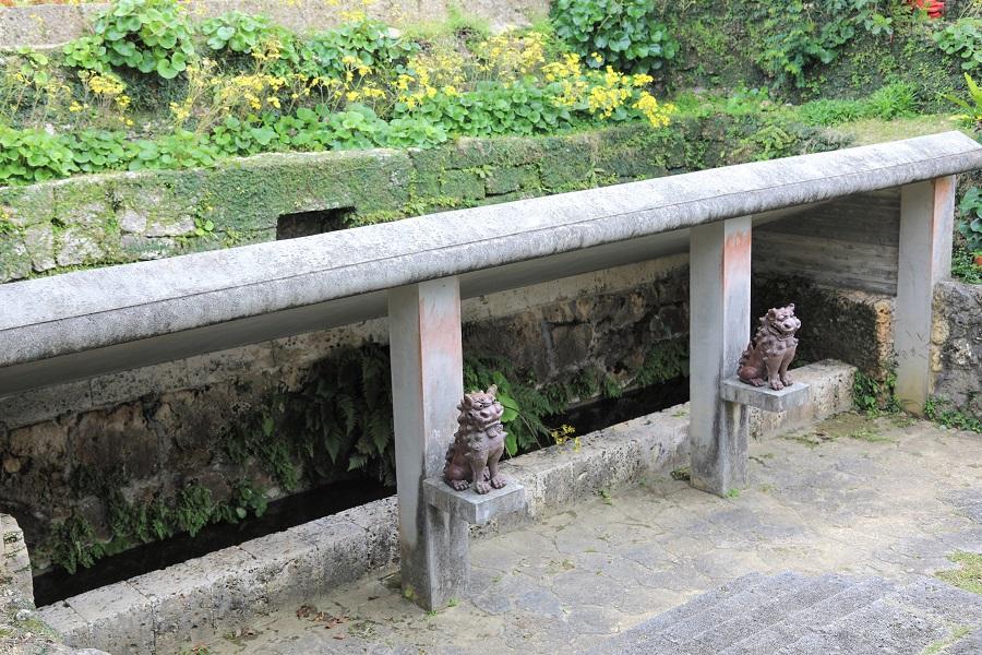 カー（井泉の意）