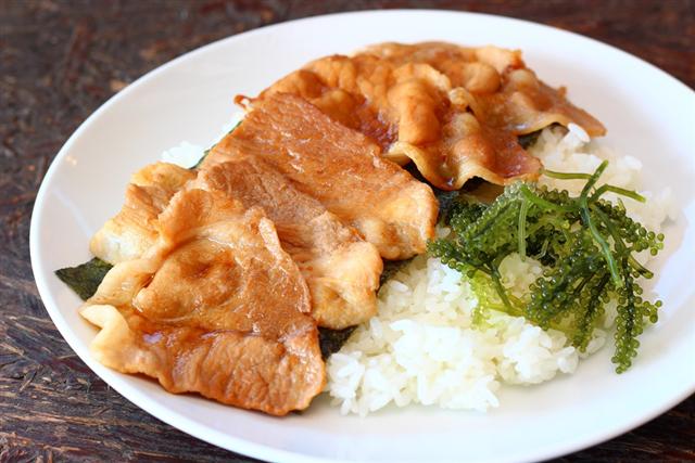海の家 YOSHIKA料理