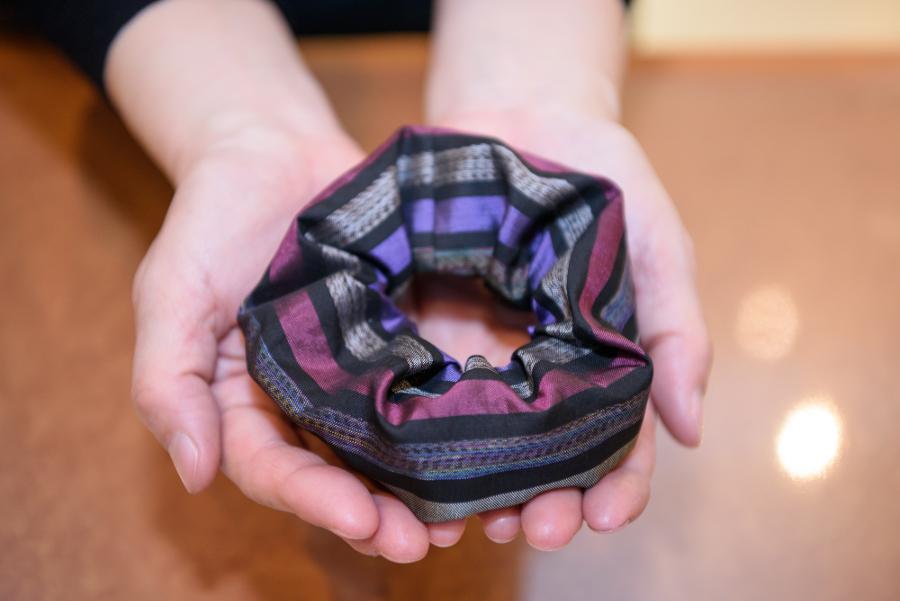 自分で作った世界でたったひとつのシュシュ。旅の思い出にもなりますね