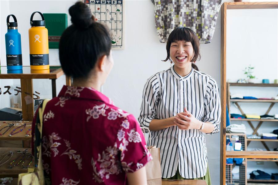 店長　芝原さんの気さくな人柄に話も弾む