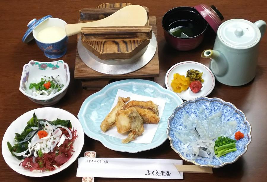 「昼食コース3240円」ランチから贅沢なふぐランチをどうぞ