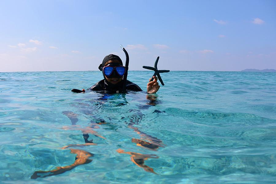 ナガンヌブルーに癒されるシュノーケリング体験