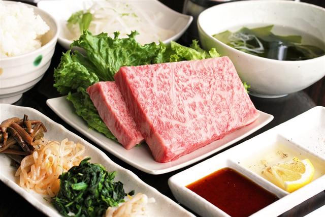 琉球の牛のステーキ