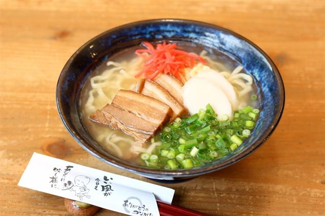あしびうなぁの料理