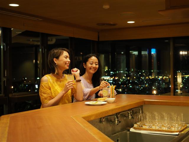 「クラブココ」のカクテルナイト