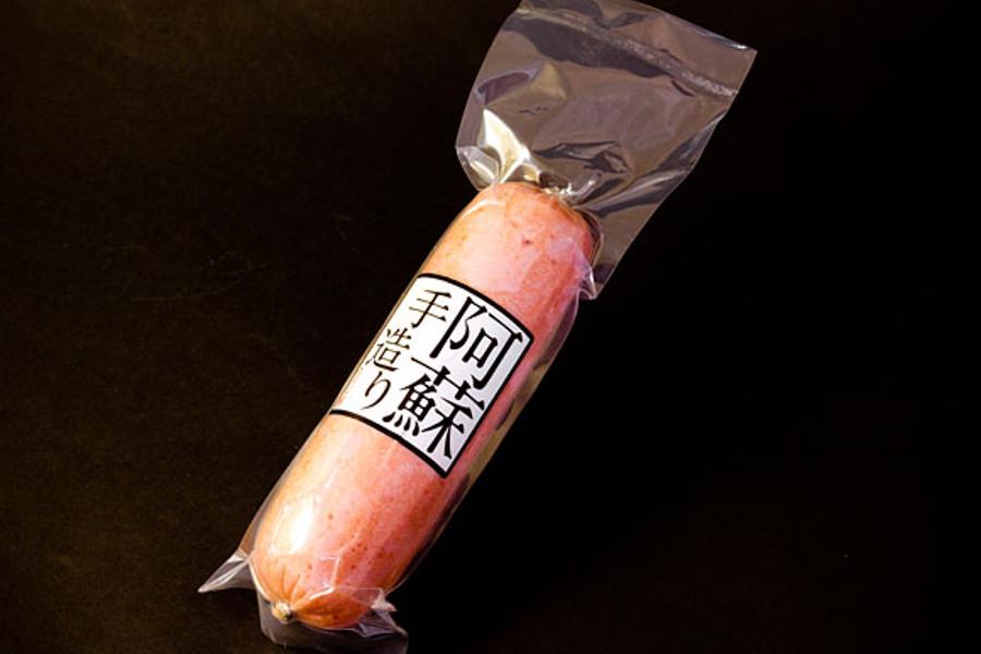 創業当初から作り続けている看板商品の「プレスハム」840円