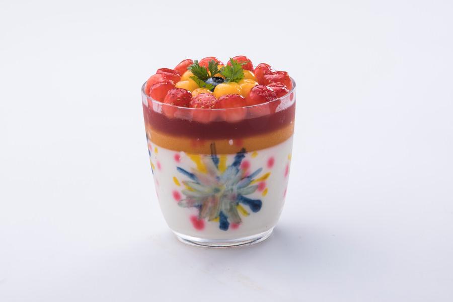 ▲花火をイメージした可愛らしいスイーツも登場します