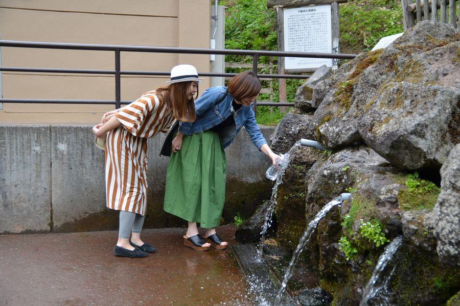 京極湧水体験1-6