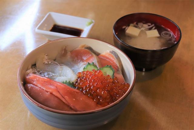 たらこ家 虎杖浜 本店1