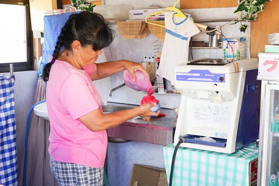 暑い夏にはかき氷がぴったり！阪神タイガースファンの優しいお母さんが作ってくれます