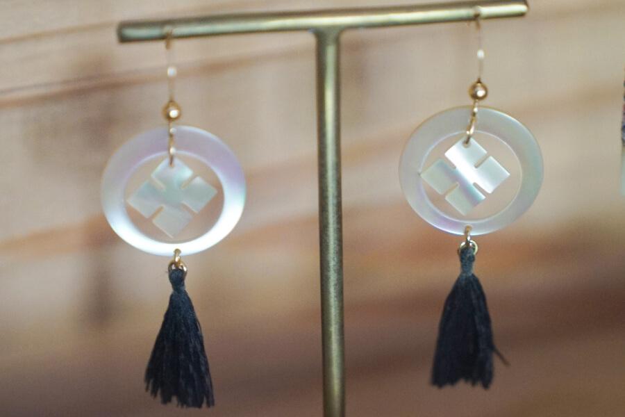 作品はプレゼントにもぴったり。自分で作ったアクセサリーを身につけて写真を取れば、一生忘れられない思い出になりますよ