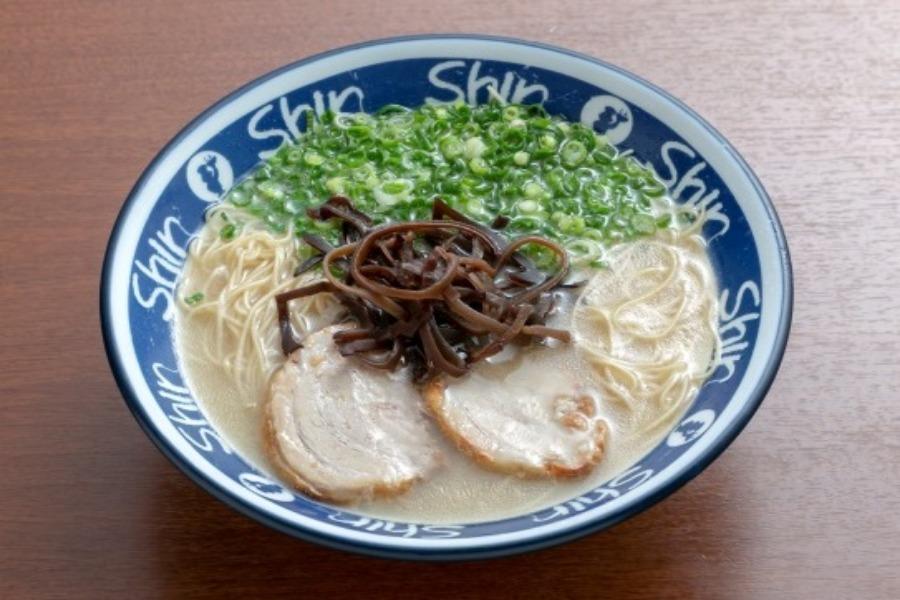 ▲定番の博多ラーメンも 定番の博多ラーメンも