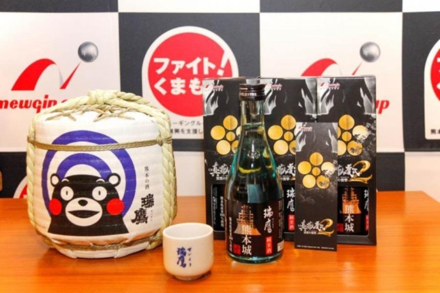 ▲パチンコファンには嬉しい「CR真・花の慶次2~漆黒の衝撃」仕様 ▲パチンコファンには嬉しい「CR真・花の慶次2~漆黒の衝撃」仕様