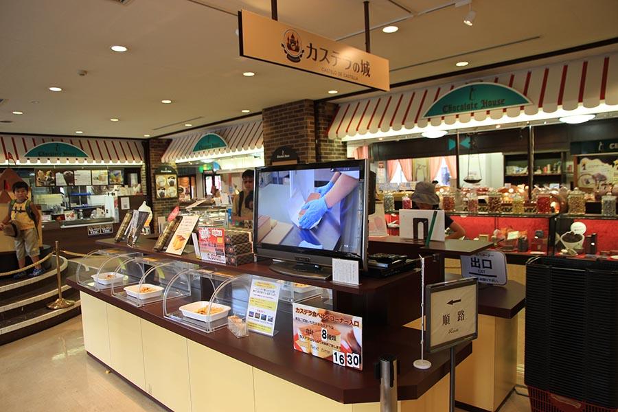 食べ比べ会は開始時間前より行列ができるそう