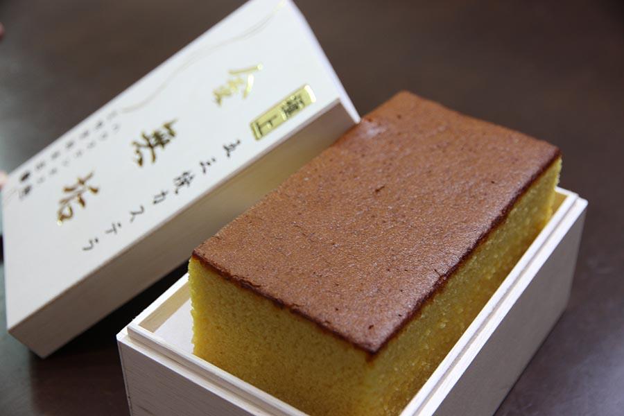 極上五三焼カステラ「金無垢」（0.35号1700円／税込）