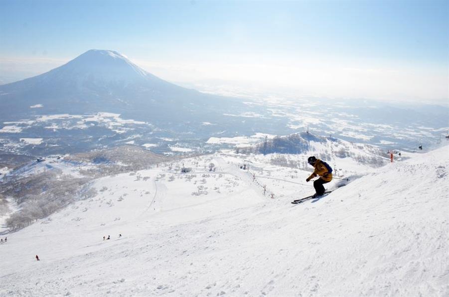 リゾートライナー＿グランヒラフ1