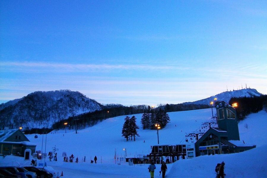 リゾートライナー＿サッポロテイネ2