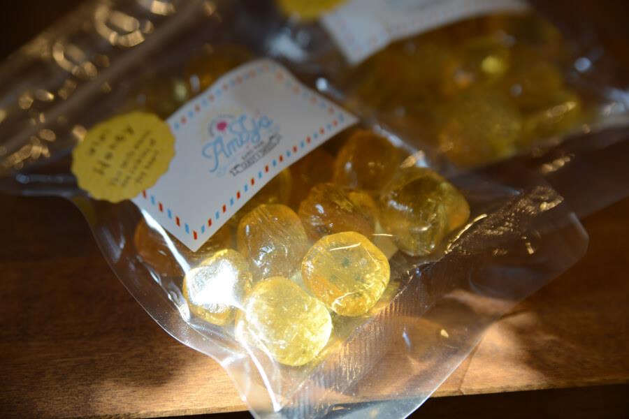 自家製はちみつを使った「ハニーキャンディー」500円