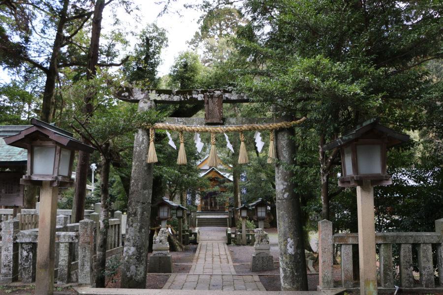平戸藩主によって寄進された二の鳥居 平戸藩主によって寄進された二の鳥居