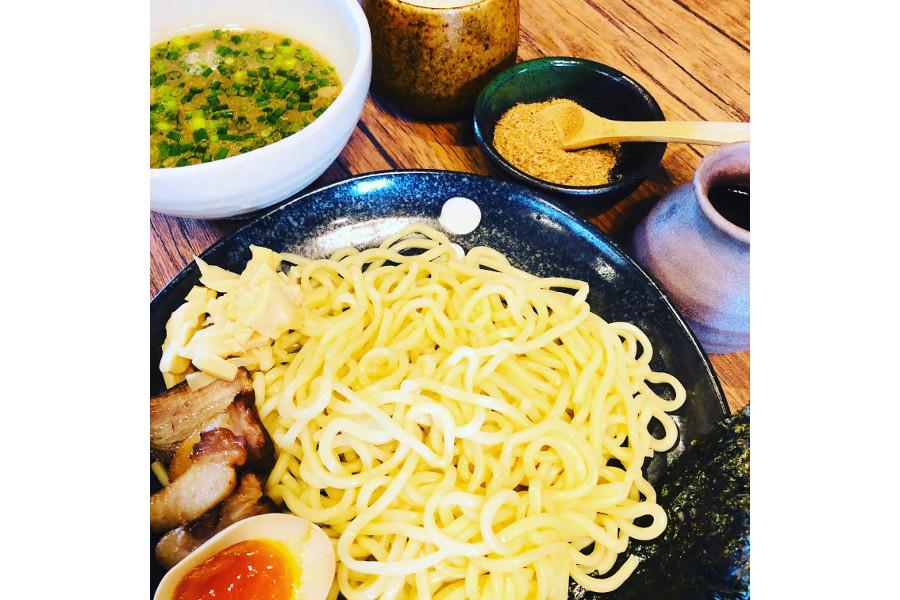 ▲レストランのオーナーが一押しする「自家製つけ麺」