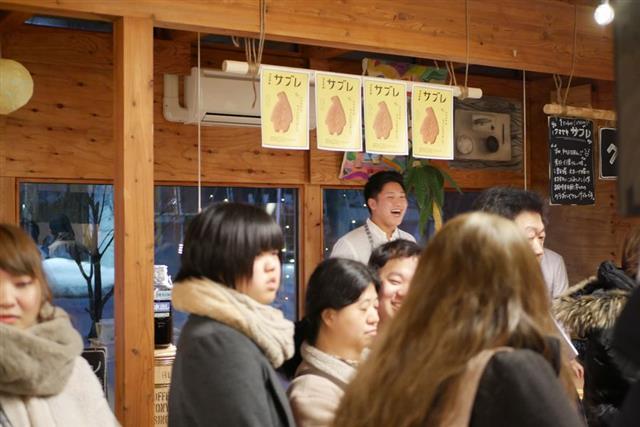 津別フードホール　会場内