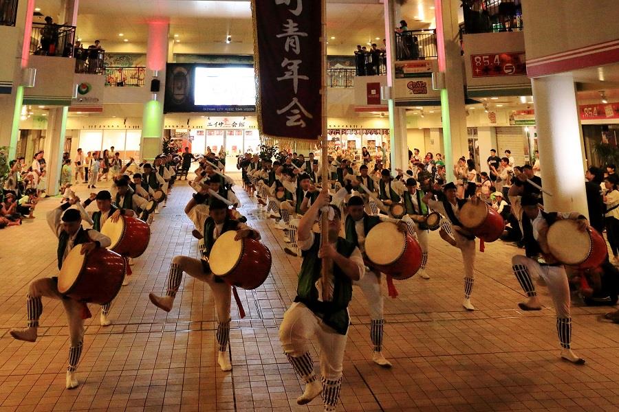 一糸乱れぬパフォーマンス