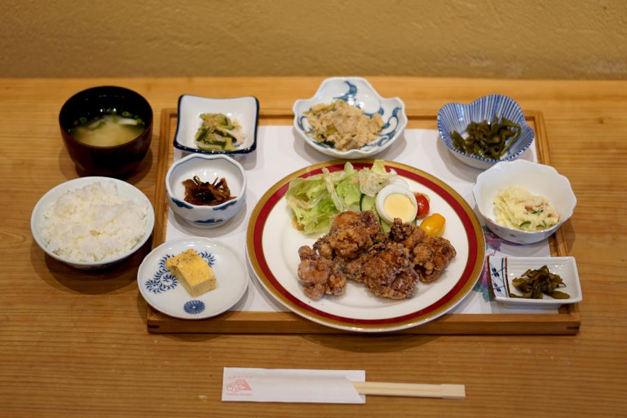 一番人気の「から揚げランチ」