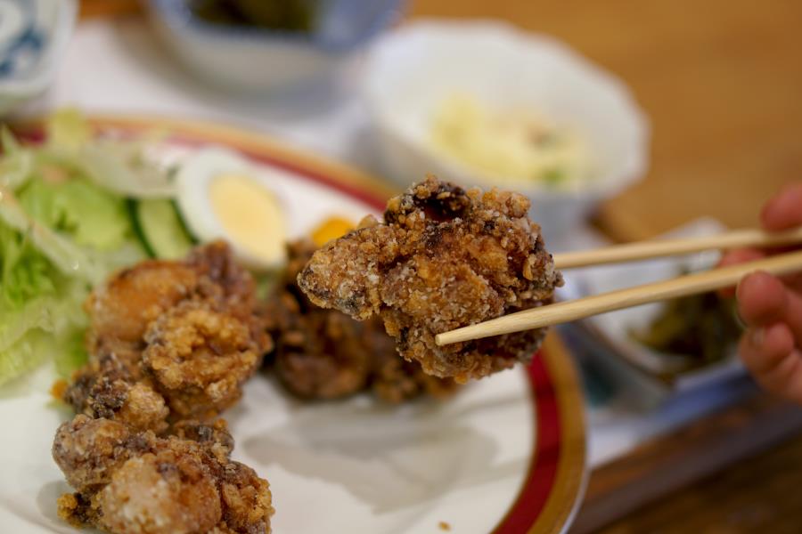 揚げたてジューシーの佐賀鶏のから揚げ
