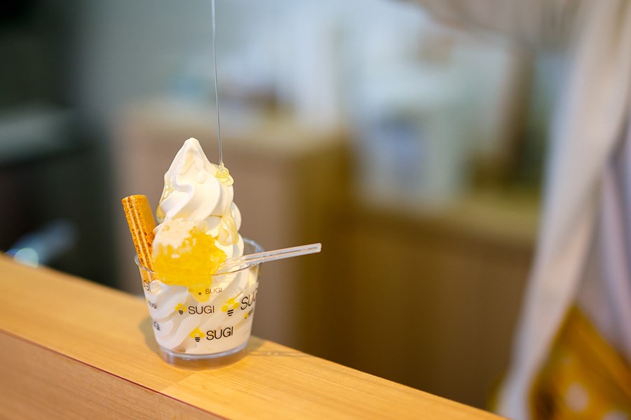 「巣房蜜ソフトクリーム」