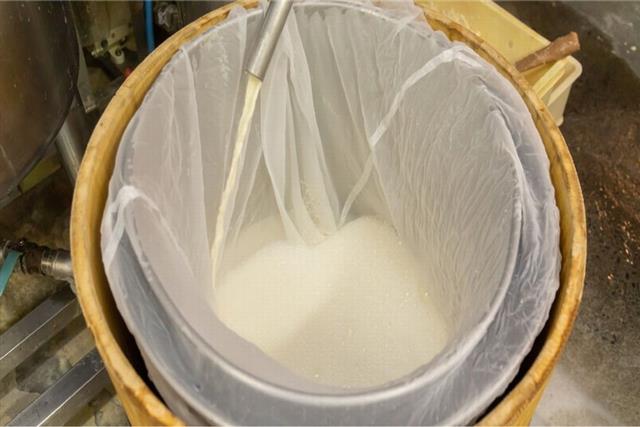玄人衆豆腐の吟醸粕味噌漬004