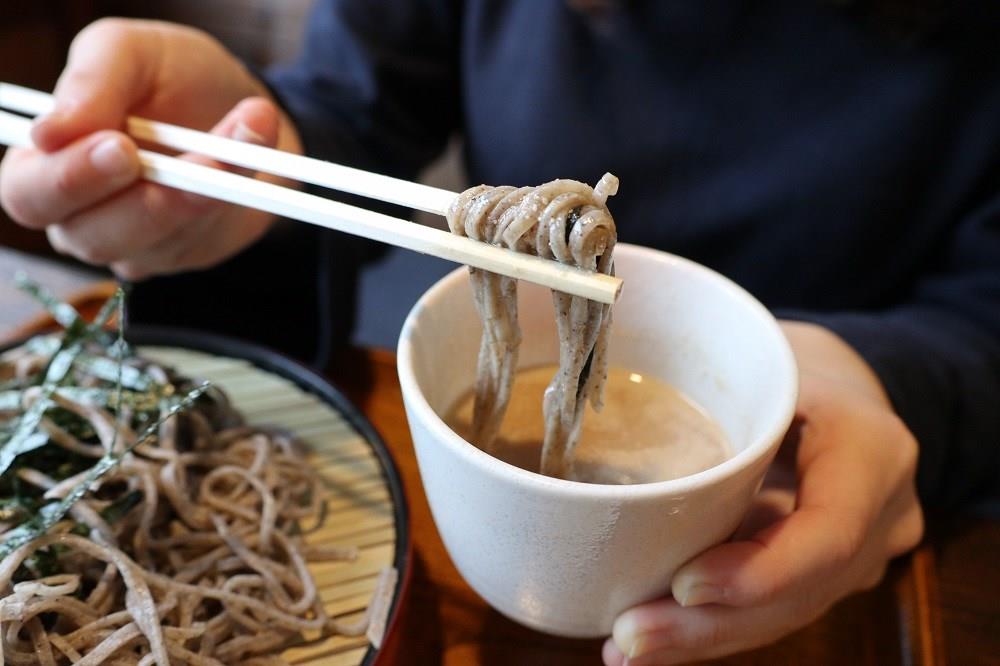 本格手打わへいそば　くるみ汁