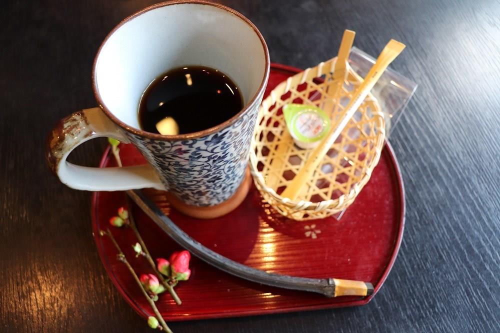 湧水茶屋　一休　湧水コーヒー