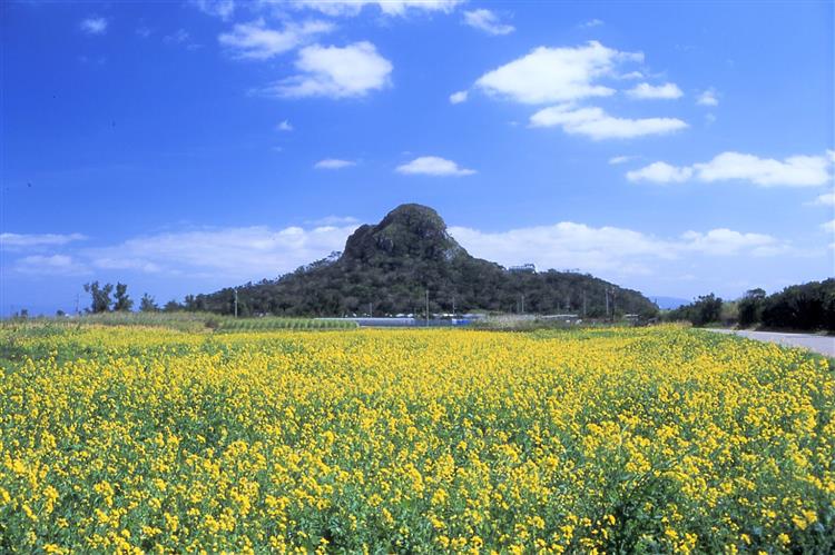 伊江島（いえじま）