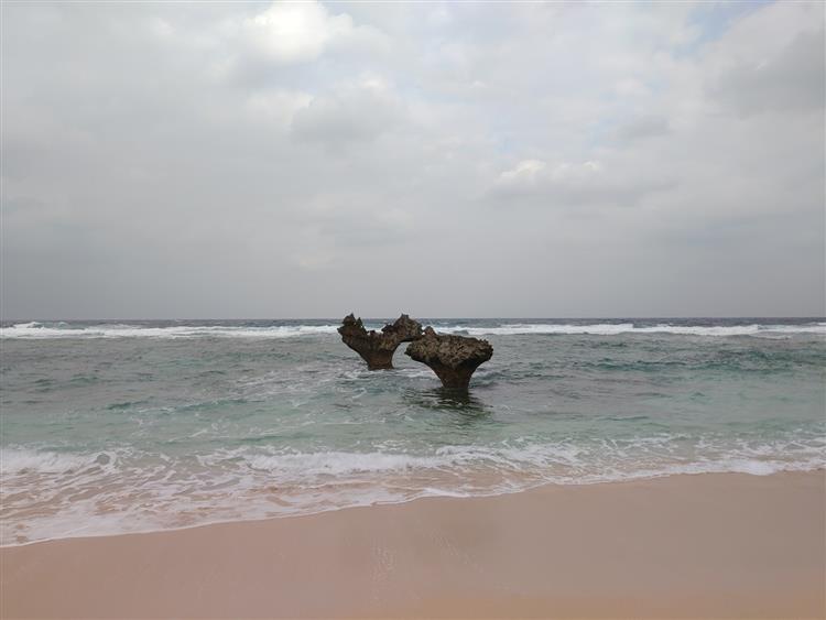 古宇利島（こうりじま）ハートロック