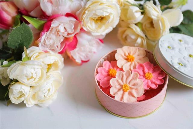 フラワーピクニックカフェ_お花のぼうろ