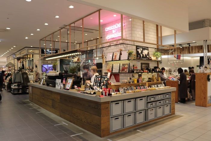 駅ナカのグルメ、どれにする