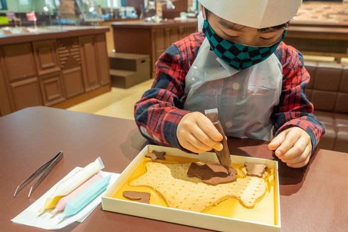 子どもと一緒に「私の白い恋人」制作体験の記事イメージ