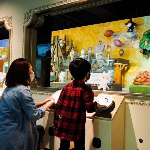 人気の理由がコレ！白い恋人パーク 工場見学の魅力の記事イメージ