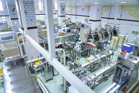 白い恋人製造ラインは毎日9時～17時10分まで稼働