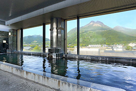 ゆふいんホテル秀峰館